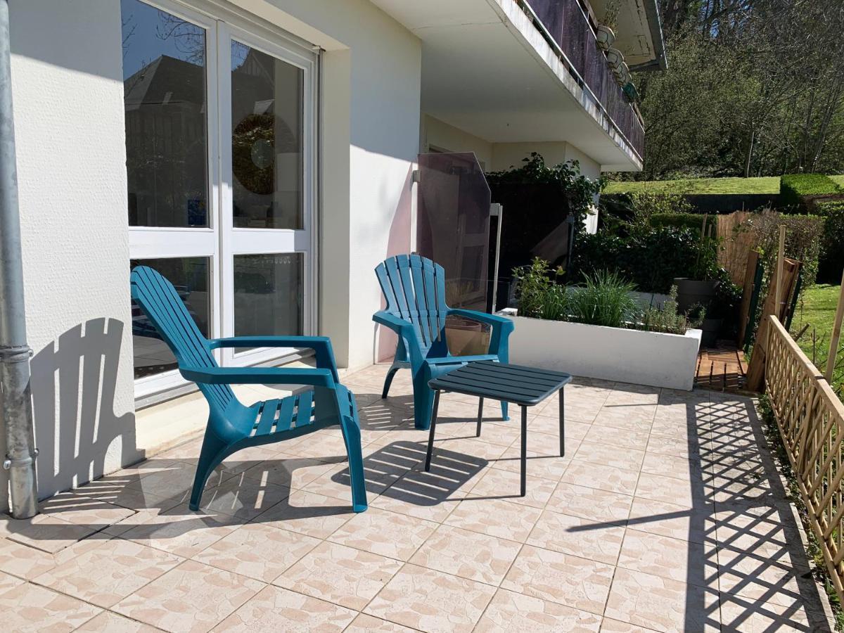 Trouville, Appartement Renove Avec Grande Terrasse Au Calme Exterior photo
